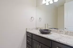 758 N Highland Pkwy, Washington, UT 84780 - Photo 33