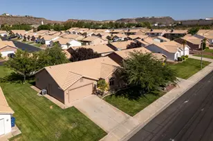 210 N Mall Dr, Saint George, UT 84790 - Photo 33