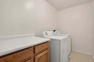 210 N Mall Dr, Saint George, UT 84790 - Photo 17