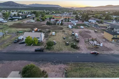 266 S 400 E, Enterprise, UT 84725 - Photo 5
