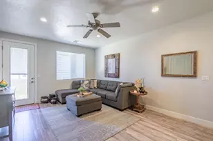 2322 N Park Center Dr, Washington, UT 84780 - Photo 57