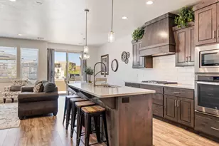 2322 N Park Center Dr, Washington, UT 84780 - Photo 43