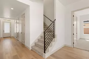 2401 Patricia Dr, Santa Clara, UT 84765 - Photo 29