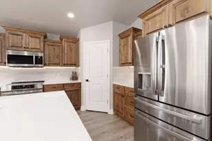 4064 S 20 E, Washington, UT 84780 - Photo 7