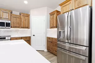 4064 S 20 E, Washington, UT 84780 - Photo 9