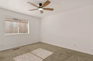 1050 E 500 S, Saint George, UT 84790 - Photo 17