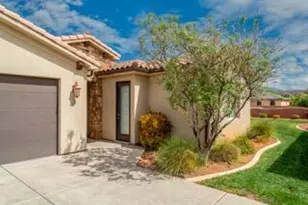 3800 Paradise Vlg Dr, Santa Clara, UT 84765 - Photo 3