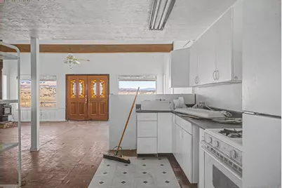 511 N Main St, Tropic, UT 84776 - Photo 21