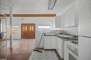 511 N Main St, Tropic, UT 84776 - Photo 21