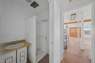 511 N Main St, Tropic, UT 84776 - Photo 19