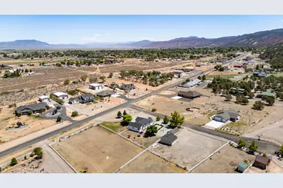 865 W Old Highway 91, Parowan, UT 84761 - Photo 75