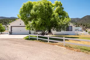 865 W Old Hwy 91, Parowan, UT 84761 - Photo 3
