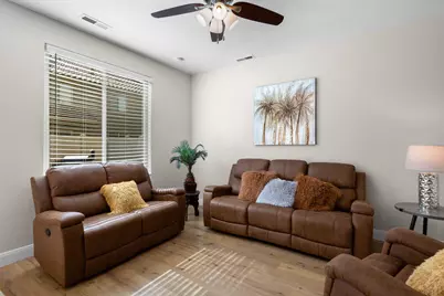 150 N 1100 E #17, Washington, UT 84780 - Photo 9