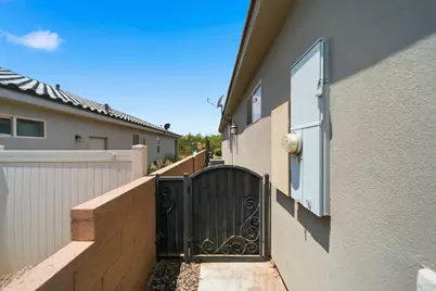 107 N 3450 W, Hurricane, UT 84737 - Photo 25