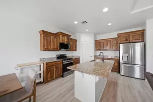 107 N 3450 W, Hurricane, UT 84737 - Photo 3