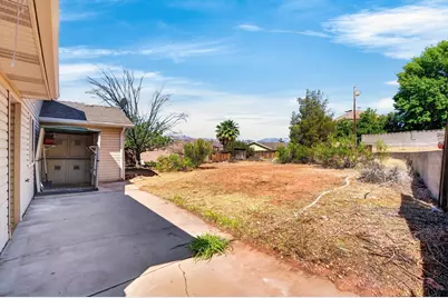 1261 N Valley Park Dr, Santa Clara, UT 84765 - Photo 29