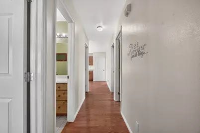 1261 N Valley Park Dr, Santa Clara, UT 84765 - Photo 27