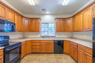 3155 S Hidden Valley Dr, Saint George, UT 84790 - Photo 55