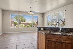 627 N Red Butte Dr, Washington, UT 84780 - Photo 13