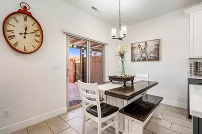 1367 E Vista Roja Pl, Washington, UT 84780 - Photo 19