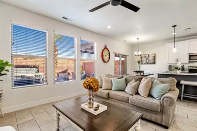 1367 E Vista Roja Pl, Washington, UT 84780 - Photo 29