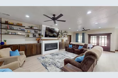 165 N Main St, Leeds, UT 84746 - Photo 5