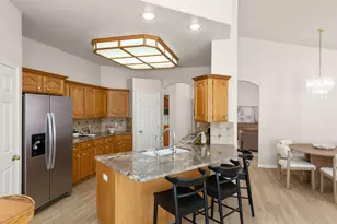 39 N Valley View Dr, Saint George, UT 84770 - Photo 7