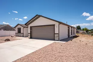 3981 N Hawks Landing Lp, Enoch, UT 84721 - Photo 3
