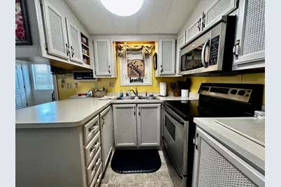 1225 N Dixie Downs #103, Saint George, UT 84770 - Photo 5