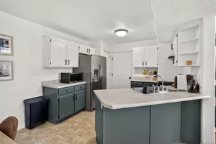 972 W 180 S, Hurricane, UT 84737 - Photo 7