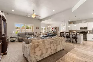 756 N Sage Creek Circle, Washington, UT 84780 - Photo 11