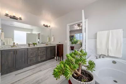 715 S 1480 W, Hurricane, UT 84737 - Photo 15