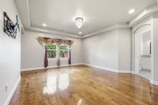 649 S Haley Dr, Washington, UT 84780 - Photo 11