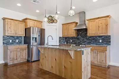 649 S Haley Dr, Washington, UT 84780 - Photo 7