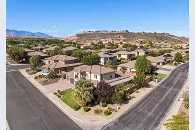 649 S Haley Dr, Washington, UT 84780 - Photo 41