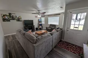 162 W 810 S, Hurricane, UT 84737 - Photo 5