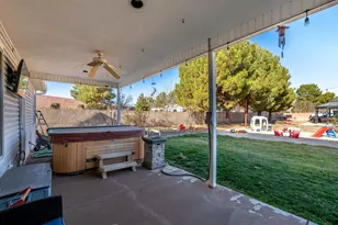 2057 S Solana Cir, Washington, UT 84780 - Photo 29