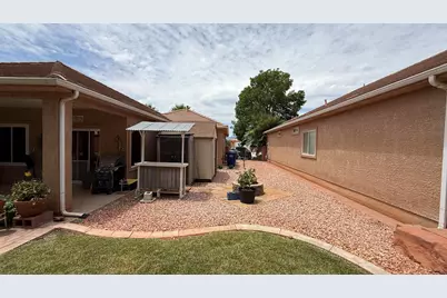 1806 N Dixie Downs Rd #12, Saint George, UT 84770 - Photo 27