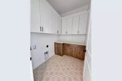 449 W Orilla Dr, Washington, UT 84780 - Photo 23