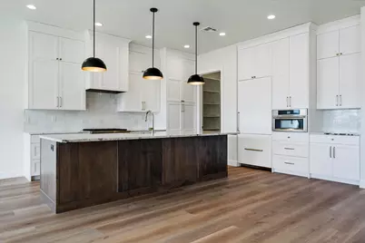 426 E Forrest Paddock Dr, Washington, UT 84780 - Photo 3