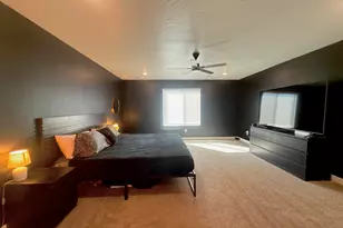 1610 S Ripple Rock Dr, Washington, UT 84780 - Photo 17