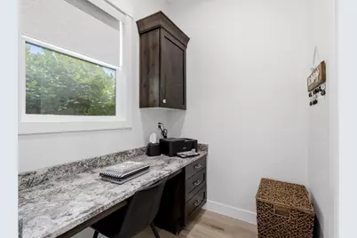 2211 E Pasture Dr, Saint George, UT 84790 - Photo 25