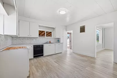 142 W 200 N, Panguitch, UT 84759 - Photo 3