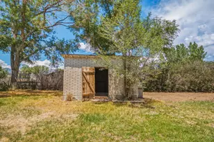 142 W 200 N, Panguitch, UT 84759 - Photo 39