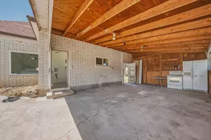 142 W 200 N, Panguitch, UT 84759 - Photo 25