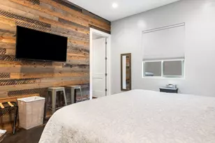3271 S Retreat Dr, Hurricane, UT 84737 - Photo 15