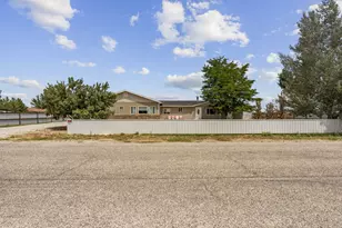2746 W 5325 N, Cedar City, UT 84721 - Photo 49