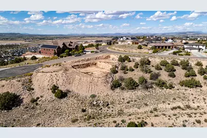 387 S Carmel Ridge Cir, Cedar City, UT 84720 - Photo 13