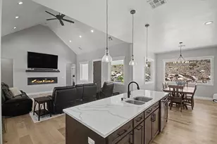164 W 100 St, Fremont, UT 84747 - Photo 23