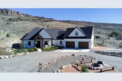 164 W 100 St, Fremont, UT 84747 - Photo 9